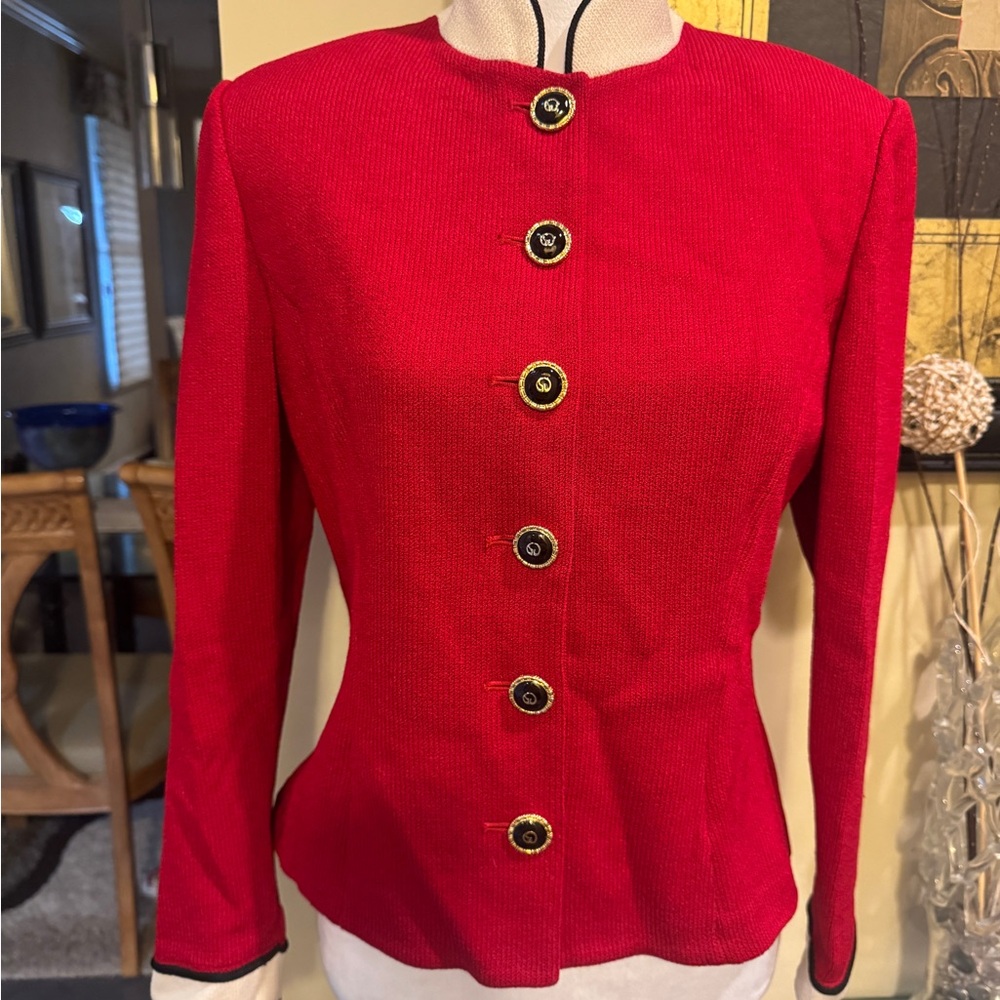 St. John Red Blazer‎ with Black Trim Sze 6